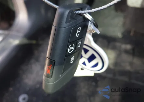 2022 Volkswagen Tiguan 2.0T Se из США, поврежденный, VIN 3VV2B7AX2NM076753